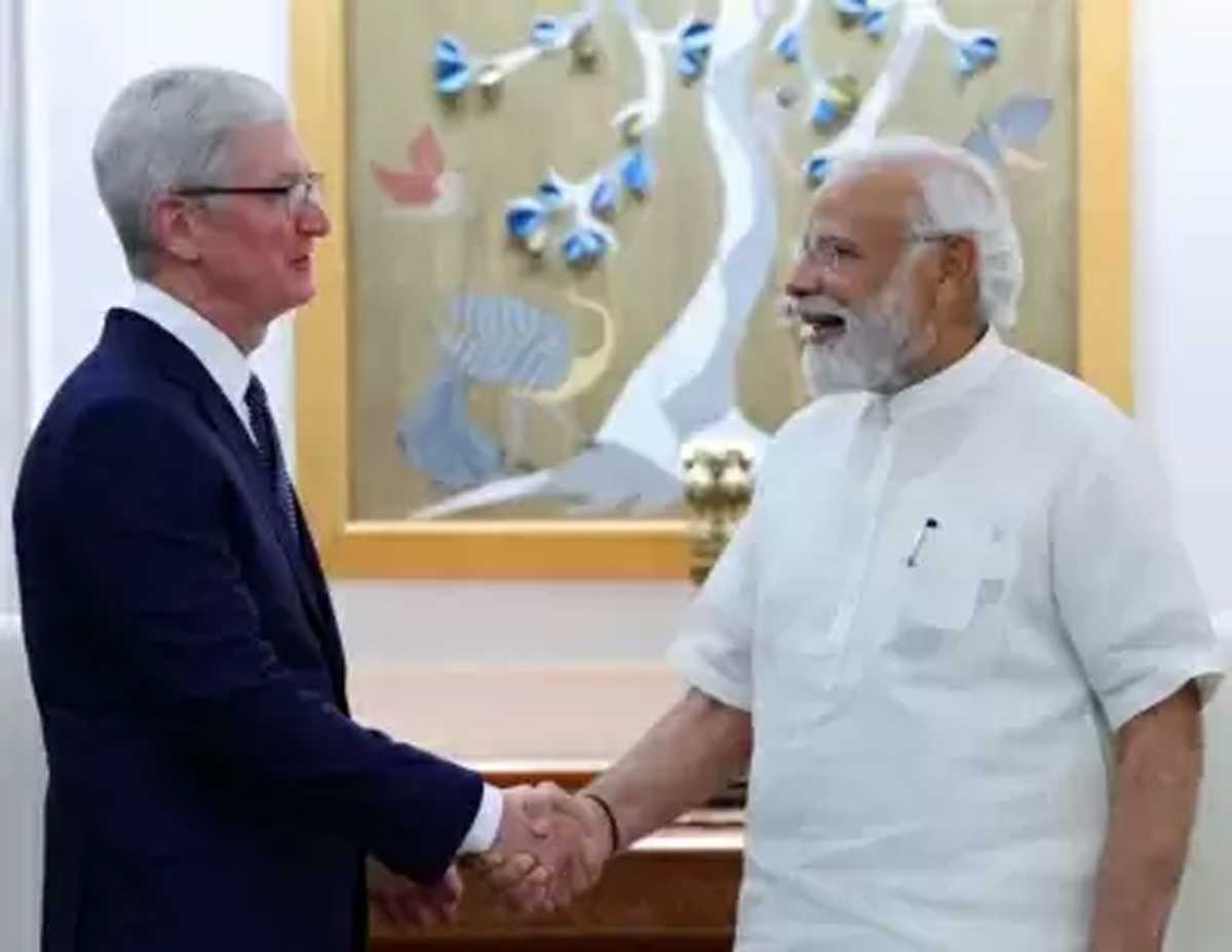 कुक ने पीएम मोदी से कहा- देश भर में विकास, निवेश के लिए प्रतिबद्ध